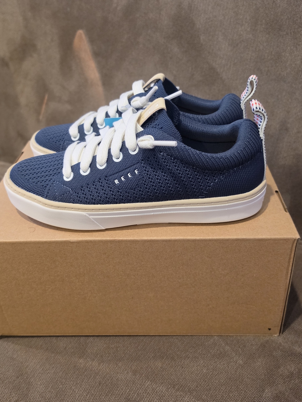 Reef Womens Lay Day Lite Sneakers